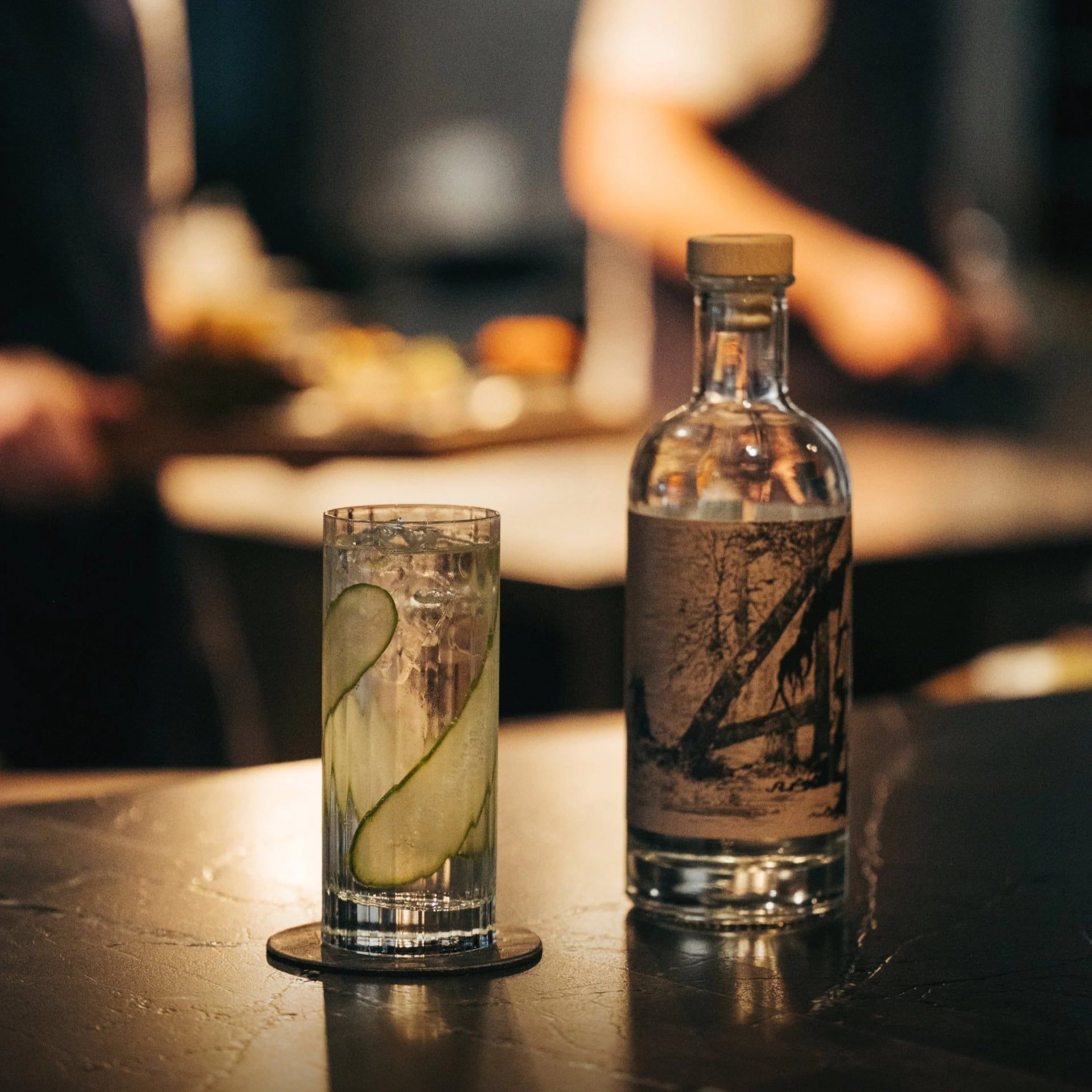 A zero-proof botanical pairing